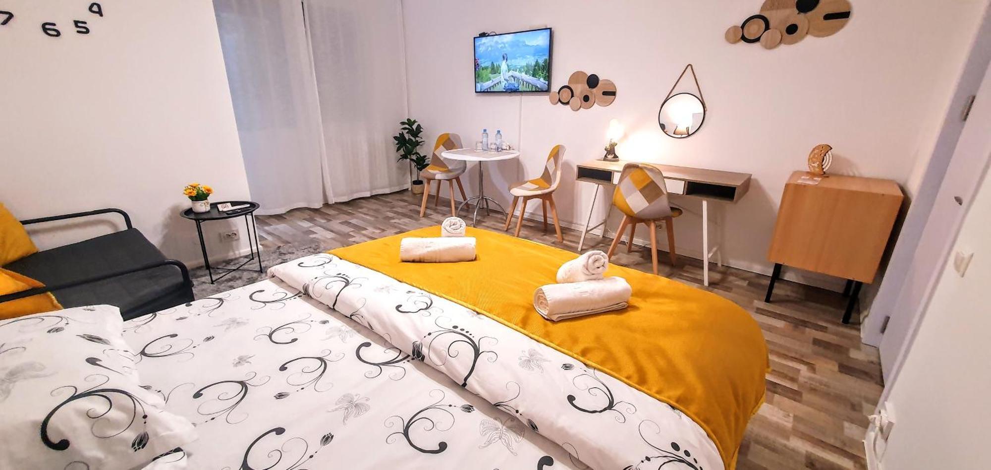 The Yellow King - Luxurious Apartment Bükreş Dış mekan fotoğraf
